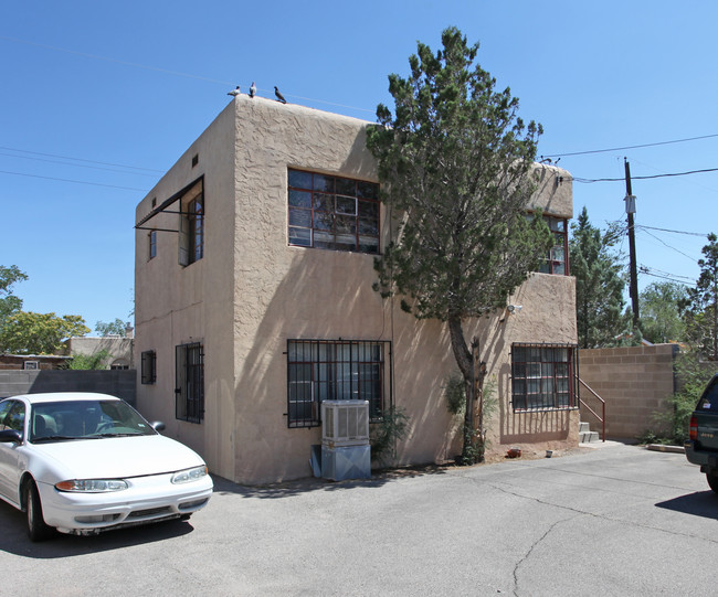 2103 Eton Ave SE in Albuquerque, NM - Building Photo - Building Photo