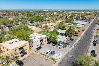 121 General Arnold St in Albuquerque, NM - Building Photo - Building Photo