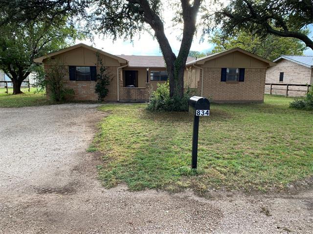 834 Lee Ct in Tuscola, TX - Building Photo