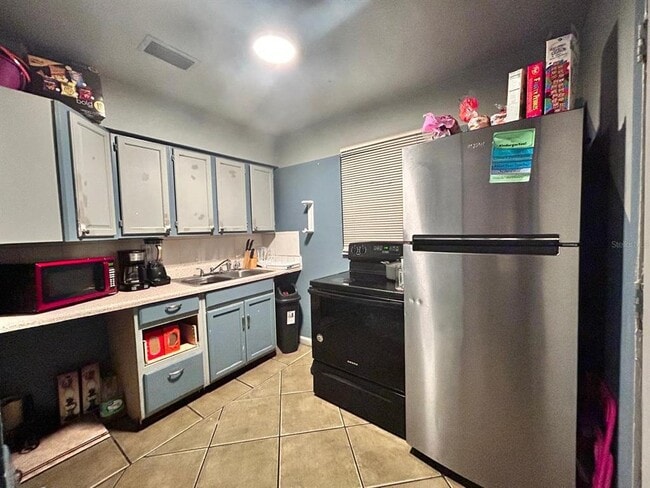 1112 S Bay Ave in Sanford, FL - Building Photo - Building Photo