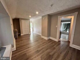 14 Tansboro Rd in Berlin, NJ - Building Photo
