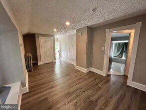 14 Tansboro Rd in Berlin, NJ - Building Photo - Building Photo
