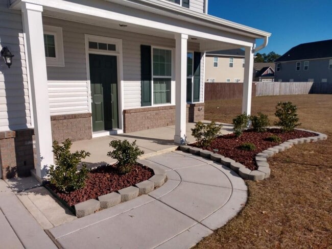 150 Tipperary St in Raeford, NC - Building Photo - Building Photo