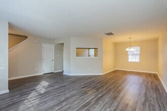 2 Tarrywood Ct in Durham, NC - Building Photo - Building Photo