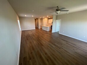 6400 Rounded Pebble Ln in Buda, TX - Building Photo - Building Photo