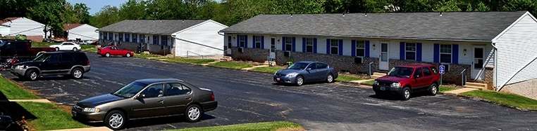 Blue Pines Apartments in Dallastown, PA - Building Photo