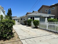 2221 Bataan Rd, Unit #A in Redondo Beach, CA - Building Photo - Building Photo