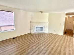 3134 SE 54th Ave in Portland, OR - Building Photo - Building Photo