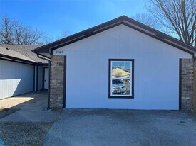 1020 Vera Ct in Irving, TX - Building Photo