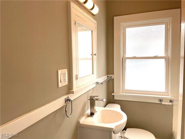 property at 2119 Waterbury Rd