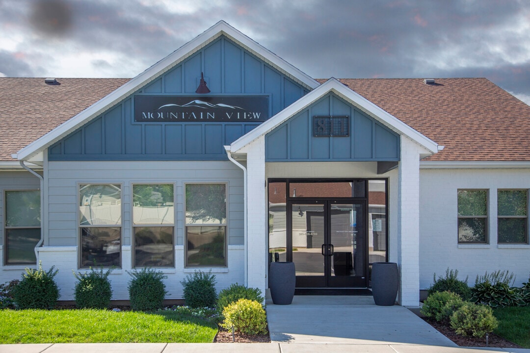 Mountain View Townhomes in Ogden, UT - Building Photo