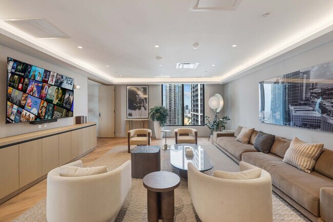 121 NE 5th St, Unit SI FL18-ID1520195P in Miami, FL - Building Photo - Building Photo