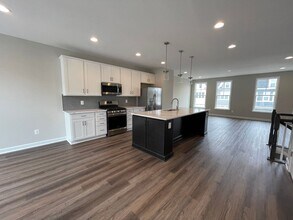 3228 Marion Square in Harrisonburg, VA - Building Photo - Building Photo