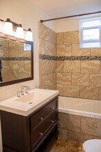 1846 N Mozart St, Unit Mozart1 in Chicago, IL - Building Photo - Building Photo