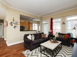 50 Biscayne Dr NW, Unit 6109 in Atlanta, GA - Foto de edificio - Building Photo