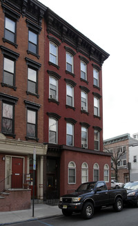 415 1ST St in Hoboken, NJ - Foto de edificio - Building Photo