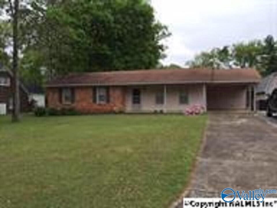 2306 13th St SE in Decatur, AL - Building Photo