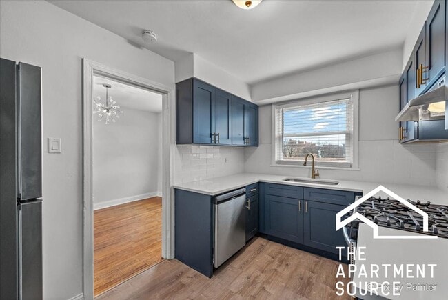 2727 W Berwyn Ave in Chicago, IL - Building Photo - Building Photo