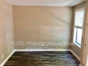 8842 Arbor Creek Dr in Charlotte, NC - Building Photo - Building Photo