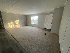 22 Bellwood Dr in Swartz Creek, MI - Building Photo - Building Photo