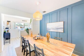 14283 Sharon Dr in Largo, FL - Building Photo - Building Photo