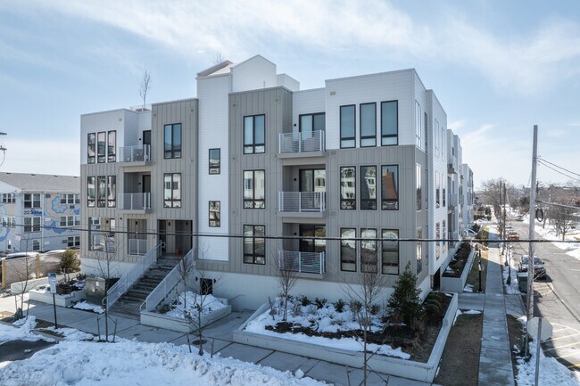 The Baltic in Asbury Park, NJ - Foto de edificio - Building Photo