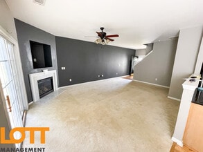 108 Pin Oak Ct in Easley, SC - Building Photo - Building Photo