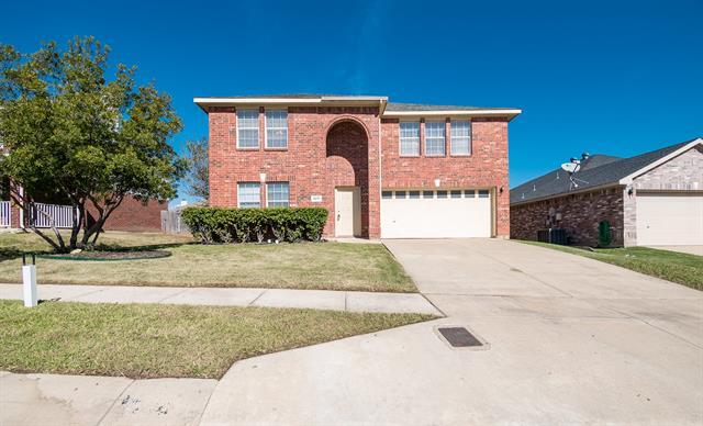 4271 Cave Cove Ct in Fort Worth, TX - Building Photo