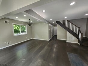 204 Rifle Camp Rd in Woodland Park, NJ - Building Photo - Building Photo