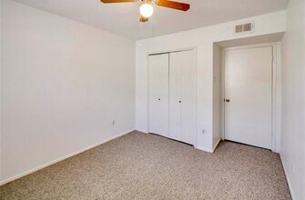 9303 Hammerly Blvd in Houston, TX - Building Photo - Building Photo