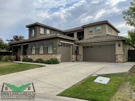 33371 Canvas Back St in Woodland, CA - Building Photo