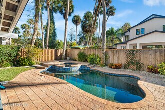 370 10th St in Atlantic Beach, FL - Building Photo - Building Photo