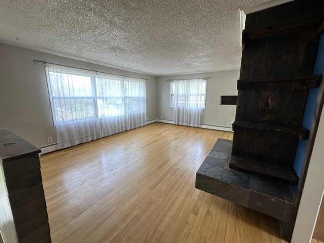 3621 Amber Bay Loop in Anchorage, AK - Building Photo - Building Photo