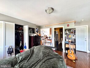 2228 Fairmount Ave in Philadelphia, PA - Building Photo - Building Photo