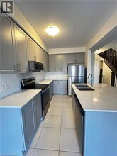123 Broadacre Dr in Kitchener, ON - Building Photo - Building Photo