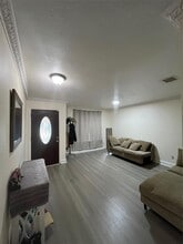 11406 Hornbrook Dr in Houston, TX - Building Photo - Building Photo