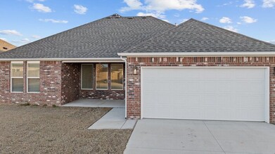 4820 W Aurora St in Fayetteville, AR - Foto de edificio - Building Photo