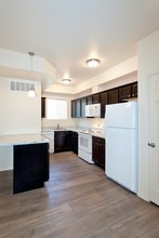 Sunset Ridge in Kennewick, WA - Building Photo - Building Photo