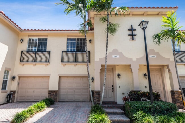 property at 106 S Longport Cir