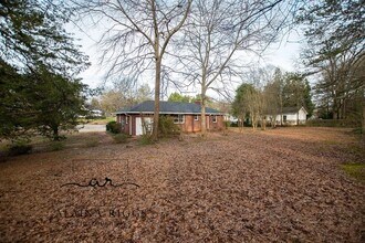 126 Vanderbilt Cir in Greenville, SC - Building Photo - Building Photo