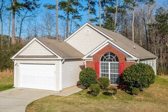 3568 Brookstone Way, Unit 1403 in Union City, GA - Building Photo - Building Photo