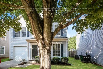 866 Plaza Walk Dr in Charlotte, NC - Building Photo - Building Photo