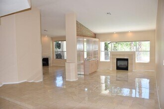 1907 Davina St in Henderson, NV - Building Photo - Building Photo