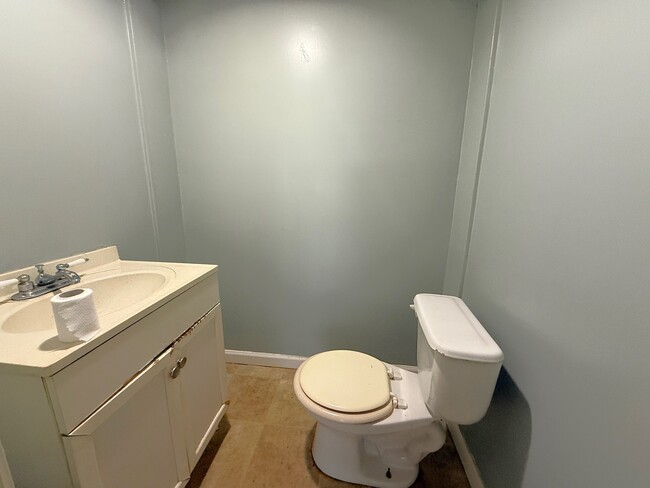 2718 McCoy Ave in Anniston, AL - Building Photo - Building Photo
