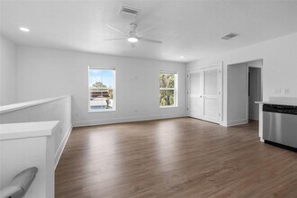 5051 43rd St S in St. Petersburg, FL - Building Photo - Building Photo