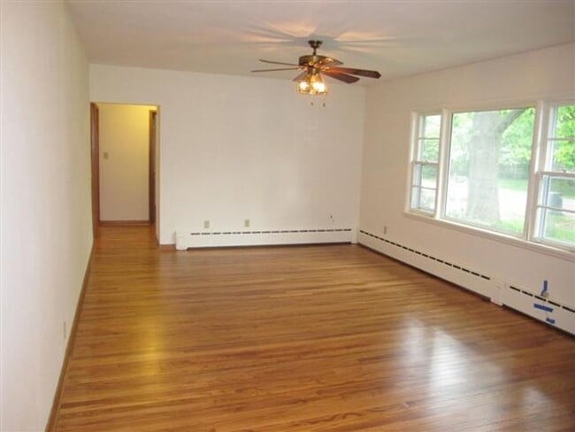 711 Balboa Dr in Champaign, IL - Building Photo - Building Photo