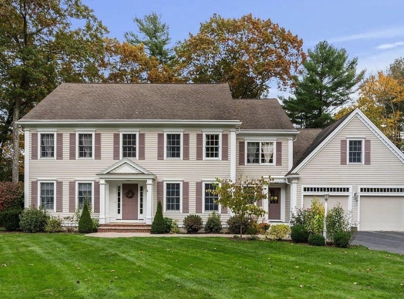23 Sweeney Ridge Rd in Bedford, MA - Building Photo