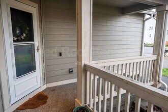 20121 96th Ave E in Graham, WA - Building Photo - Building Photo