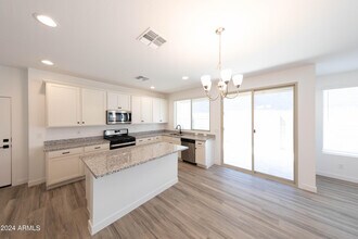 9326 E Strobe Ave in Mesa, AZ - Building Photo - Building Photo