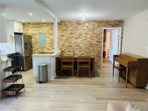 17021 N Bay Rd in Sunny Isles Beach, FL - Building Photo - Building Photo